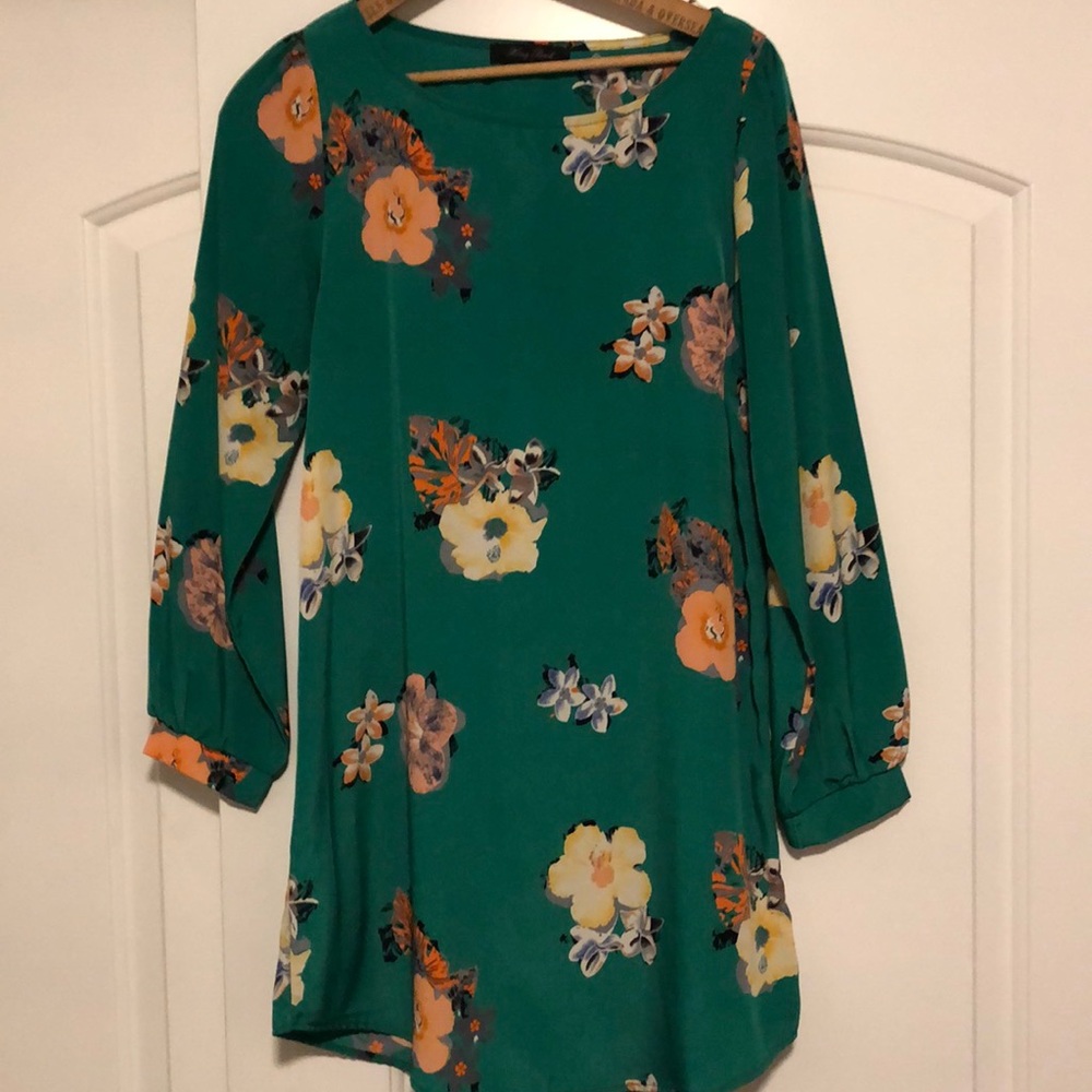 Mini dress